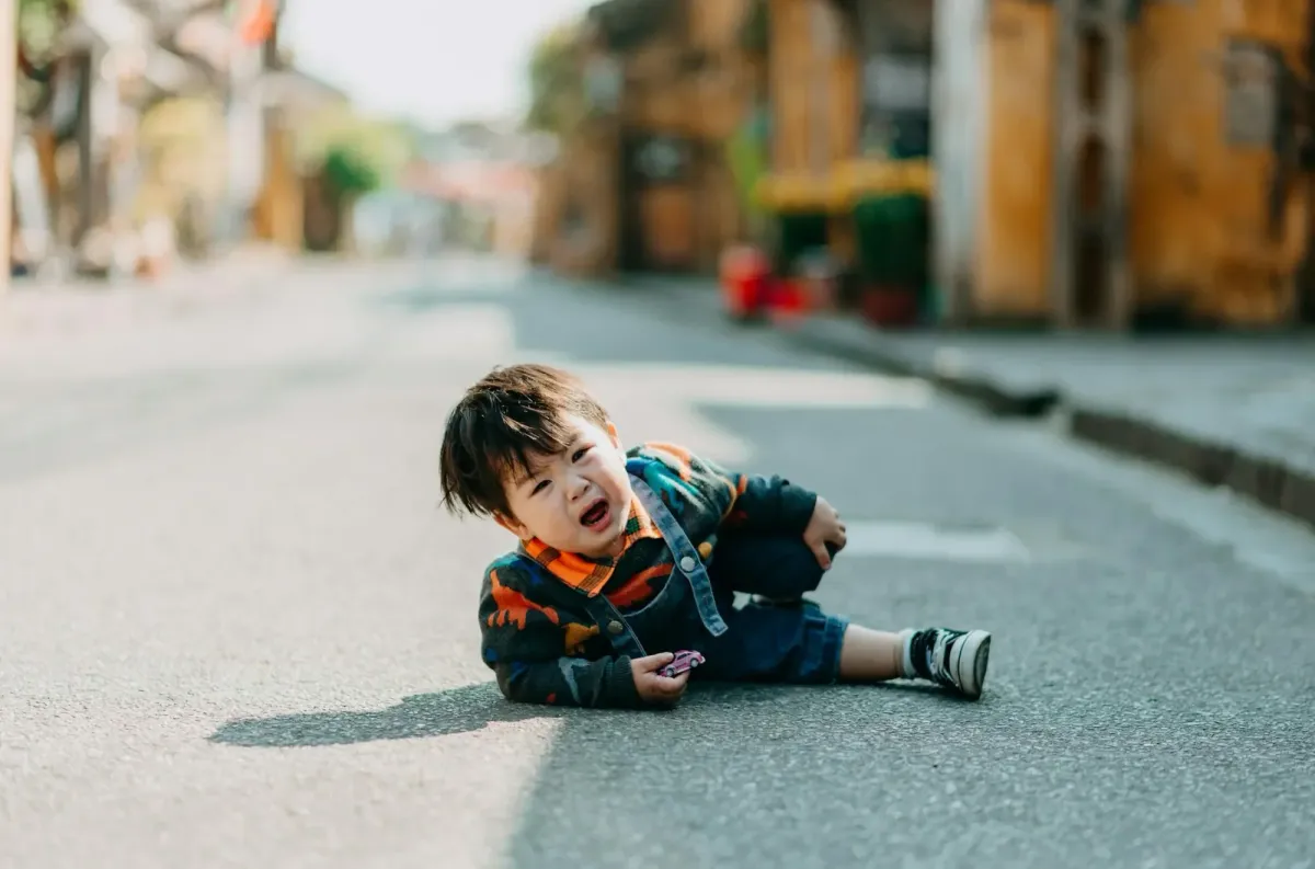 Handling Toddler Frustrations with Independence