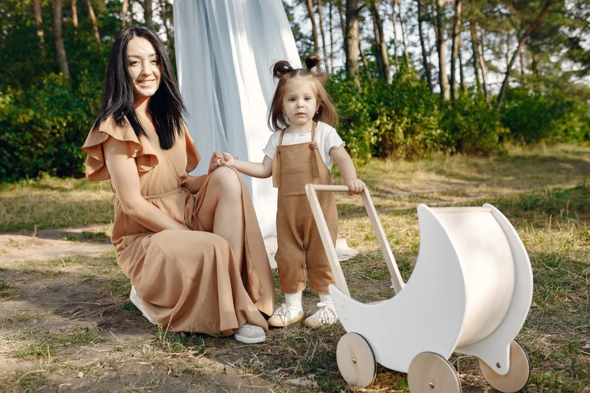 Safe and Stylish Baby Swings
